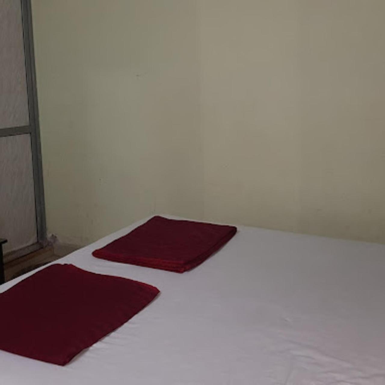 Hotel Anjali Palace Bhuj Ngoại thất bức ảnh