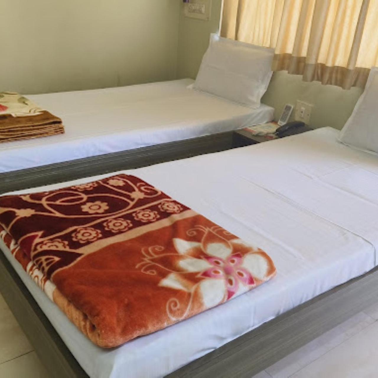 Hotel Anjali Palace Bhuj Ngoại thất bức ảnh