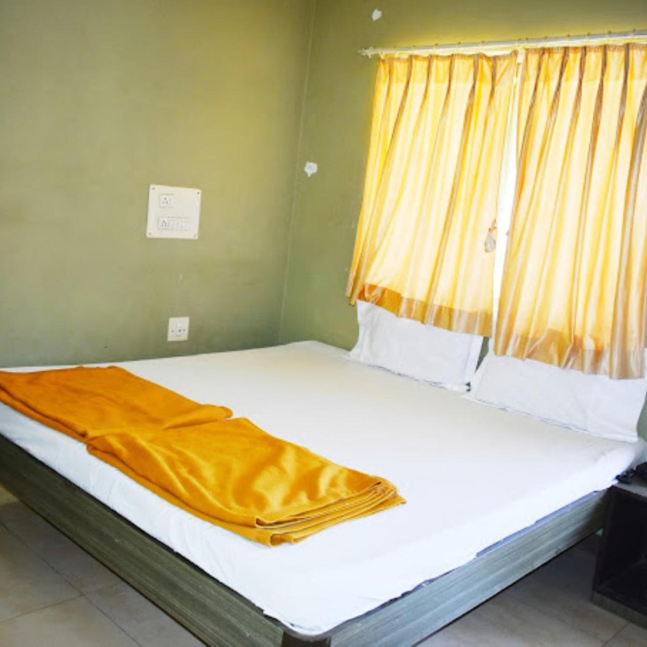 Hotel Anjali Palace Bhuj Ngoại thất bức ảnh